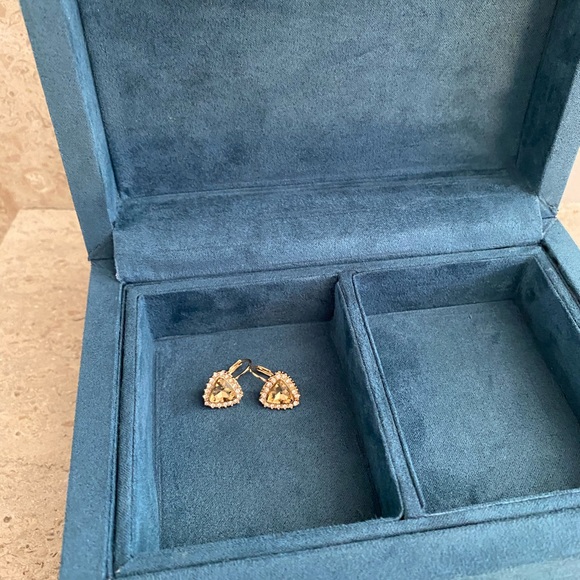 Banana Republic Heart Topaz Earrings - Picture 2 of 16